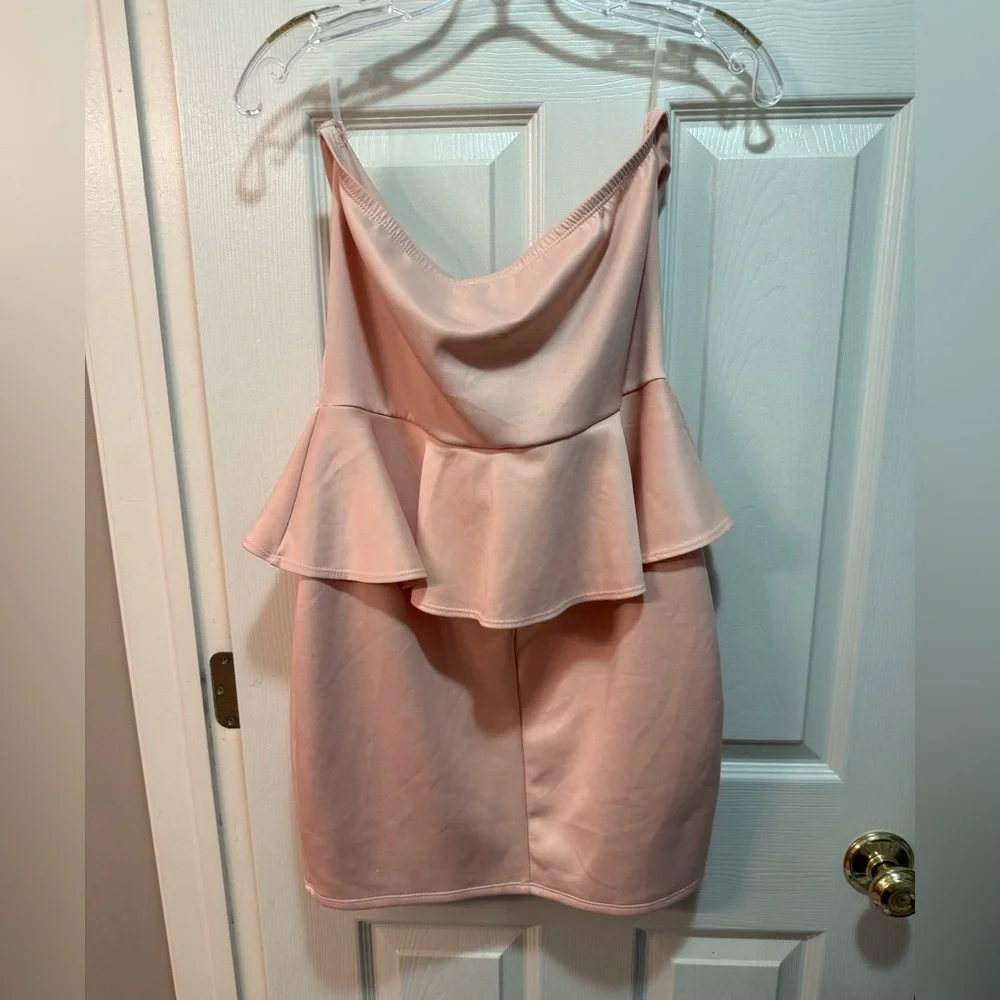 🎀Charlotte Russe Strapless Dress in Soft Pink with Bow size XL - Picture 4 of 4